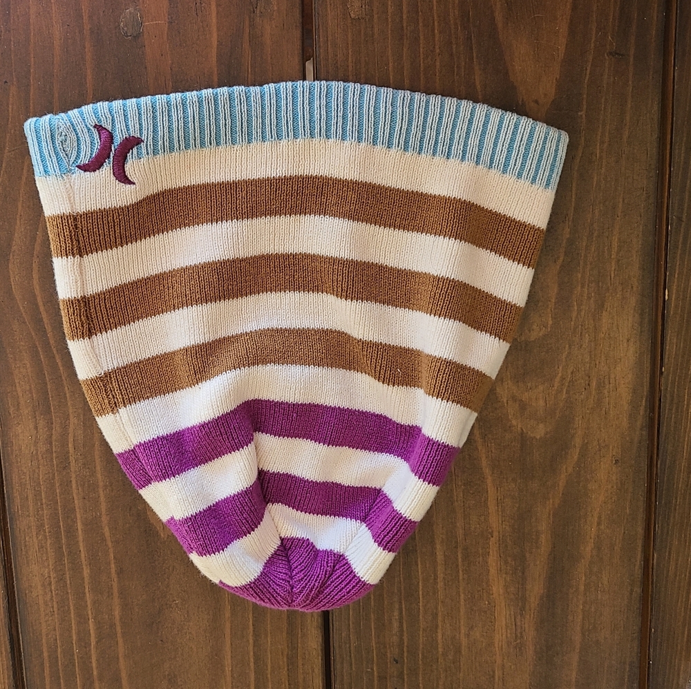 Hurley winter hat